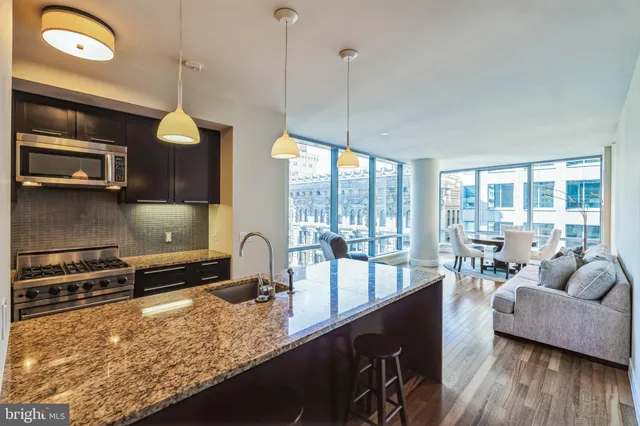 $719,000 | 1414 South Penn Square, Unit 21H, Philadelphia, PA 19102