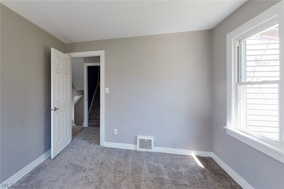 977 Rushleigh Road Cleveland Heights, OH 44121 - Photo 19 of 35