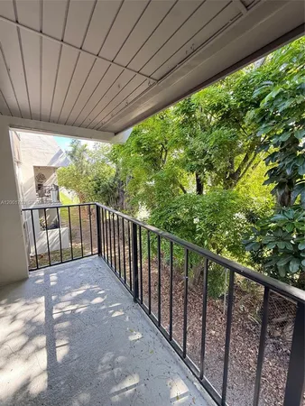 $1,950 | 10403 North Kendall Drive, Unit A209, Miami, FL 33176