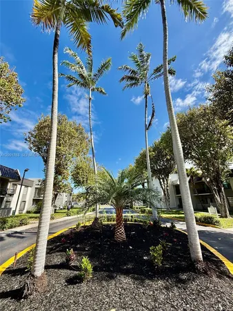 $1,950 | 10403 North Kendall Drive, Unit A209, Miami, FL 33176