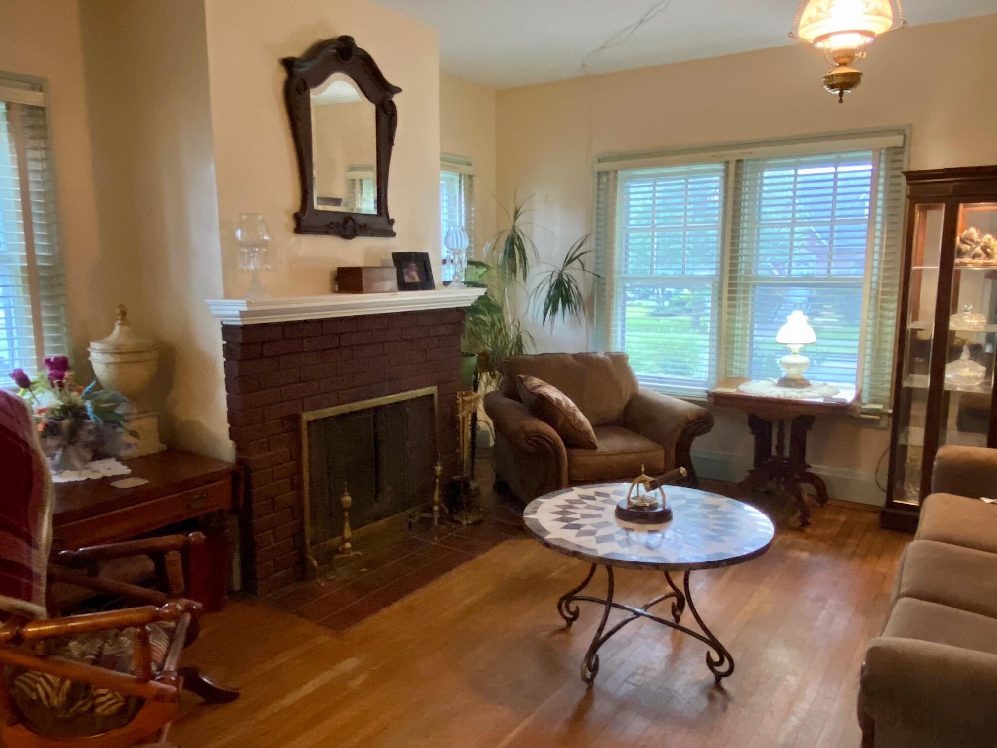 308 South Bragg Street Perryville, KY 40468 - Photo 10 of 42 308 S Bragg (10)