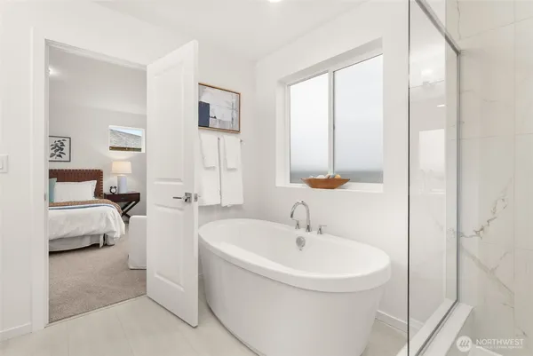 $749,950 | 3301 219th Avenue East, Lake Tapps, WA 98391