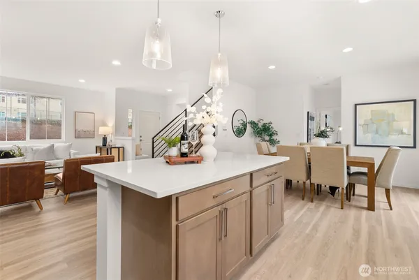 $749,950 | 3301 219th Avenue East, Lake Tapps, WA 98391