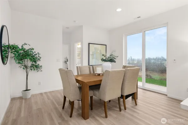 $749,950 | 3301 219th Avenue East, Lake Tapps, WA 98391