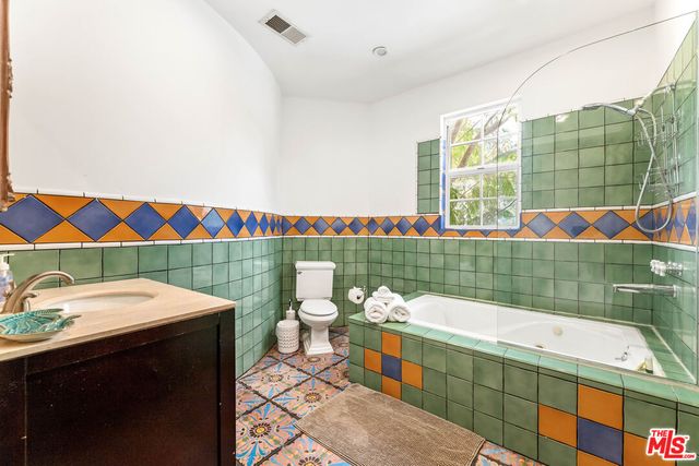 $15,500 | 12109 Maxwellton Road, Studio City, CA 91604