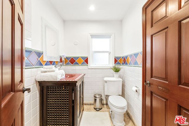 $15,500 | 12109 Maxwellton Road, Studio City, CA 91604