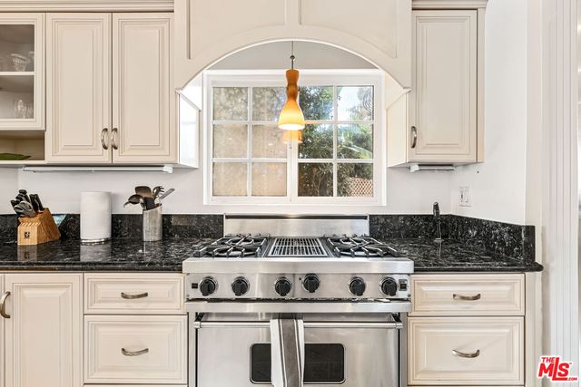 $15,500 | 12109 Maxwellton Road, Studio City, CA 91604