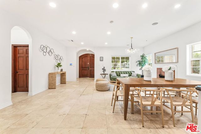 $15,500 | 12109 Maxwellton Road, Studio City, CA 91604