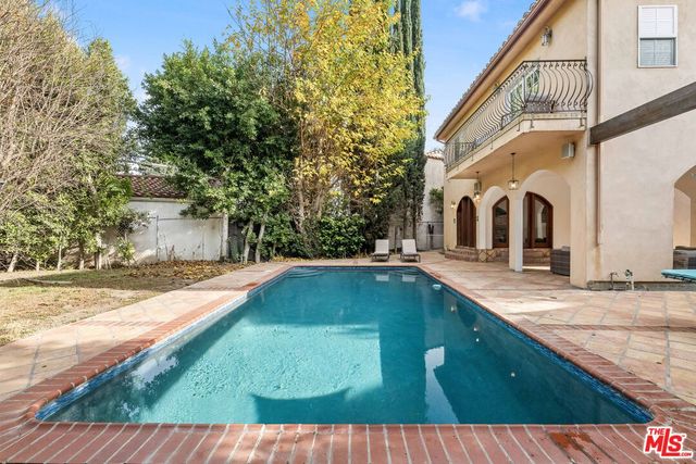 $15,500 | 12109 Maxwellton Road, Studio City, CA 91604