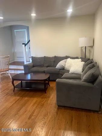 $2,250 | 8 Roseld Court, Deal, NJ 07723