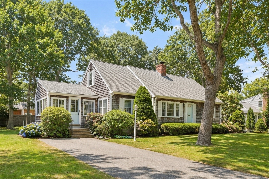 7 Cooper Road Falmouth, MA 02536 - Photo 1 of 36 Gallery Image 1