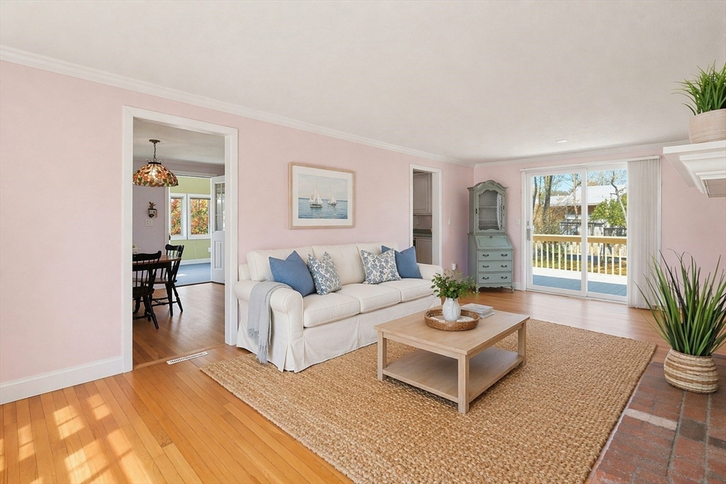 7 Cooper Road Falmouth, MA 02536 - Photo 17 of 36 Gallery Image 17