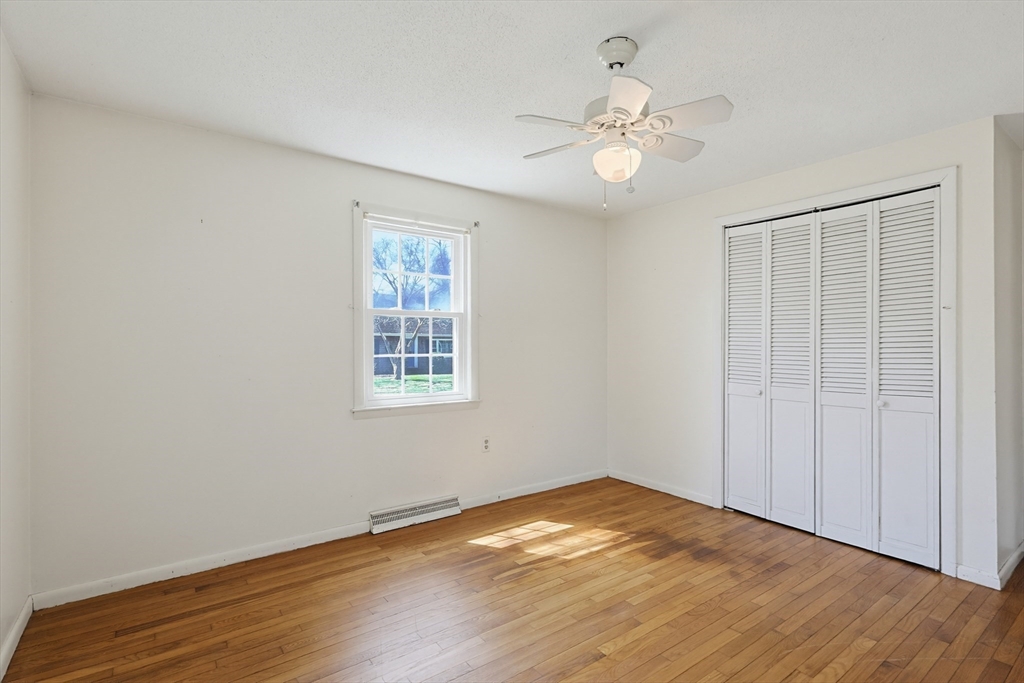 7 Cooper Road Falmouth, MA 02536 - Photo 24 of 36 Gallery Image 24
