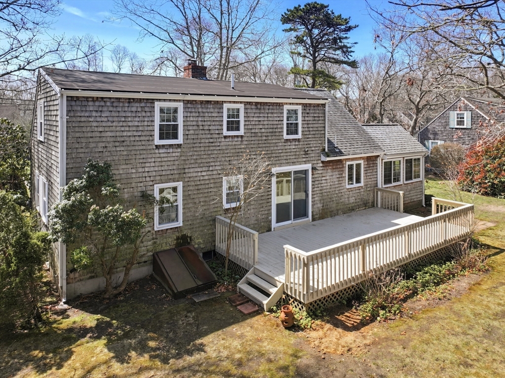 7 Cooper Road Falmouth, MA 02536 - Photo 6 of 36 Gallery Image 6