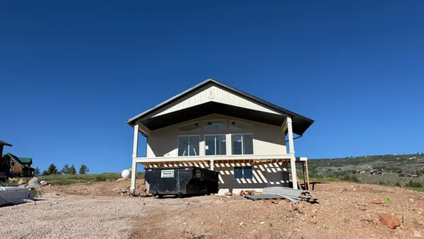 $589,000 | 2513 South Country Dr Garden, Garden City, UT 84028