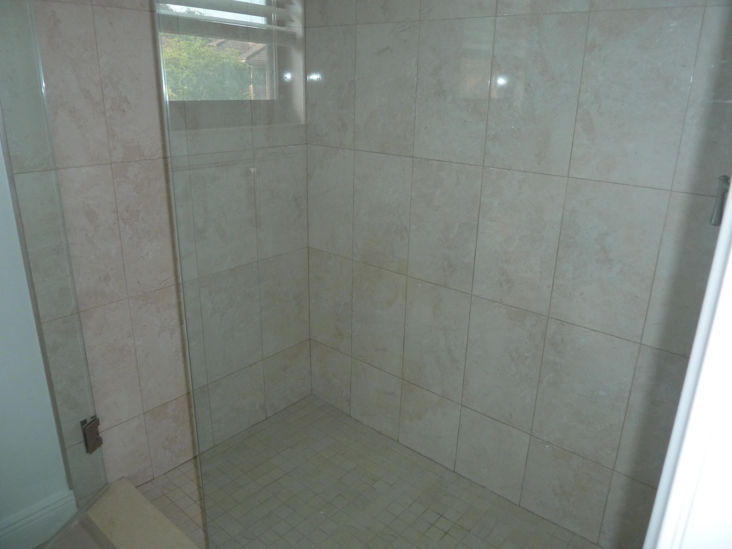 19995 Boca W Drive, Unit 3116 Boca Raton, FL 33434 - Photo 13 of 17 shower guest
