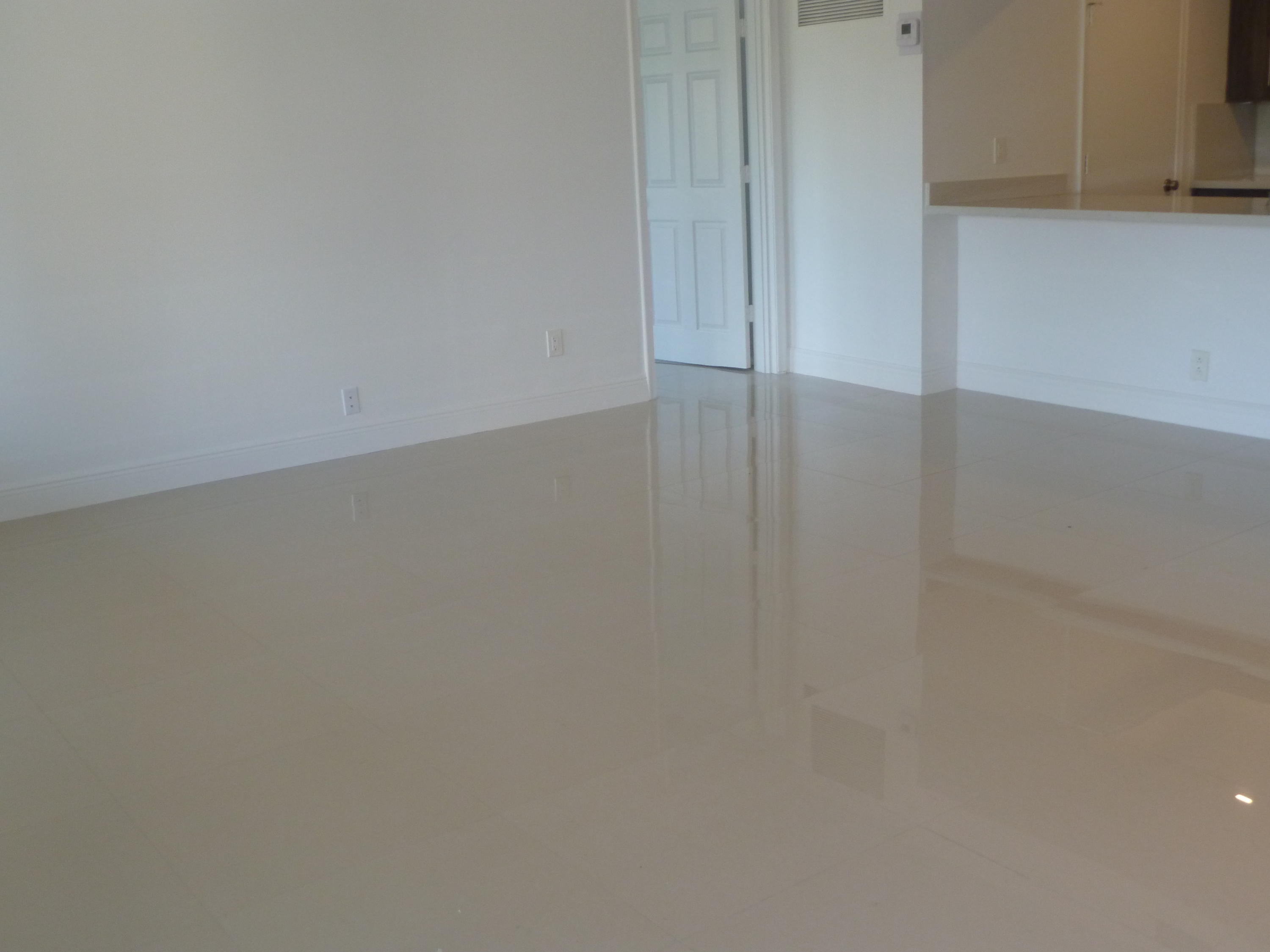 19995 Boca W Drive, Unit 3116 Boca Raton, FL 33434 - Photo 8 of 17 LR 2