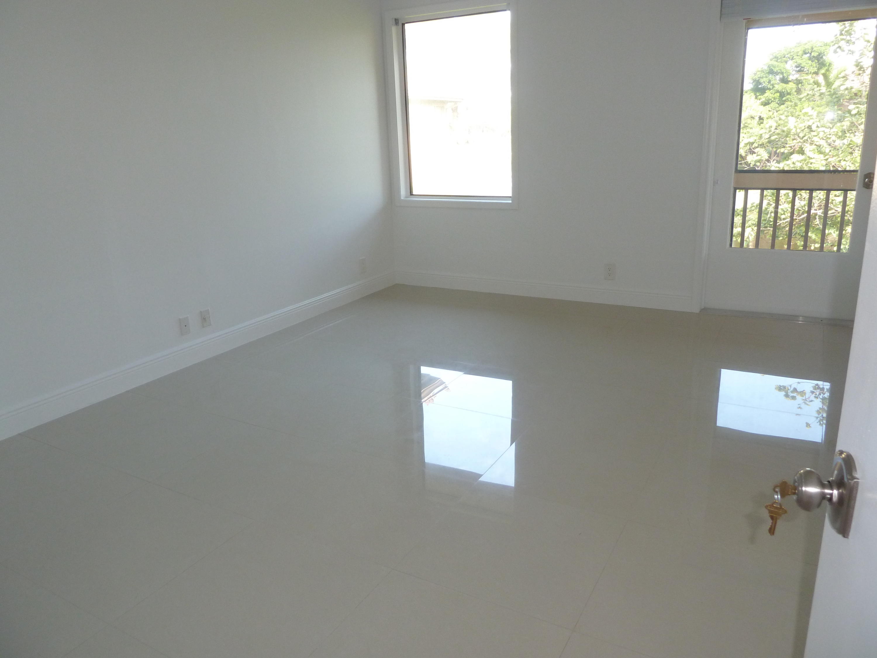 19995 Boca W Drive, Unit 3116 Boca Raton, FL 33434 - Photo 9 of 17 Guest bedroom