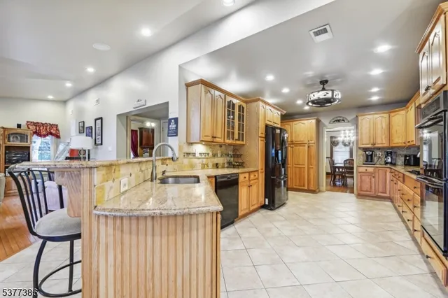 $1,125,000 | 17 Cliff Street, Verona, NJ 07044