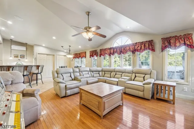 $1,125,000 | 17 Cliff Street, Verona, NJ 07044