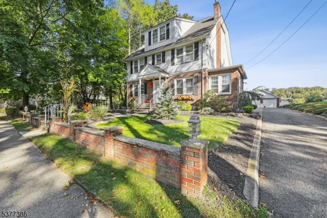 $1,125,000 | 17 Cliff Street, Verona, NJ 07044