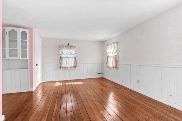 $460,000 | 58380 North County Road 365, Lawrence, MI 49064