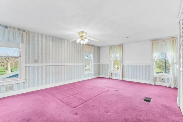 $460,000 | 58380 North County Road 365, Lawrence, MI 49064