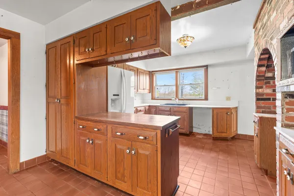 $460,000 | 58380 North County Road 365, Lawrence, MI 49064
