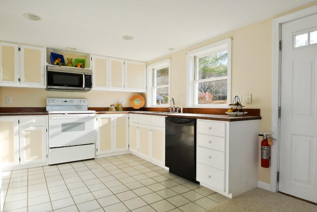 457 Ferry Road Saco, ME 04072 - Photo 7 of 30 Photo