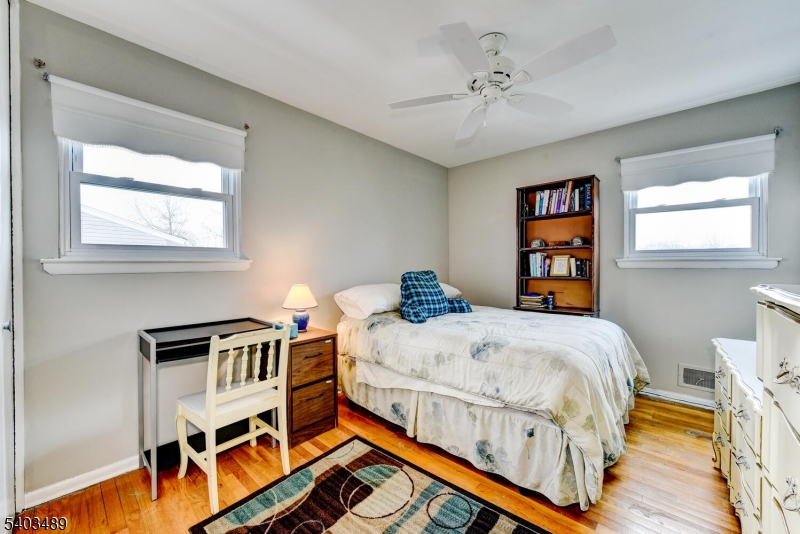 113 Berwick Street Raritan, NJ 08869 - Photo 20 of 26