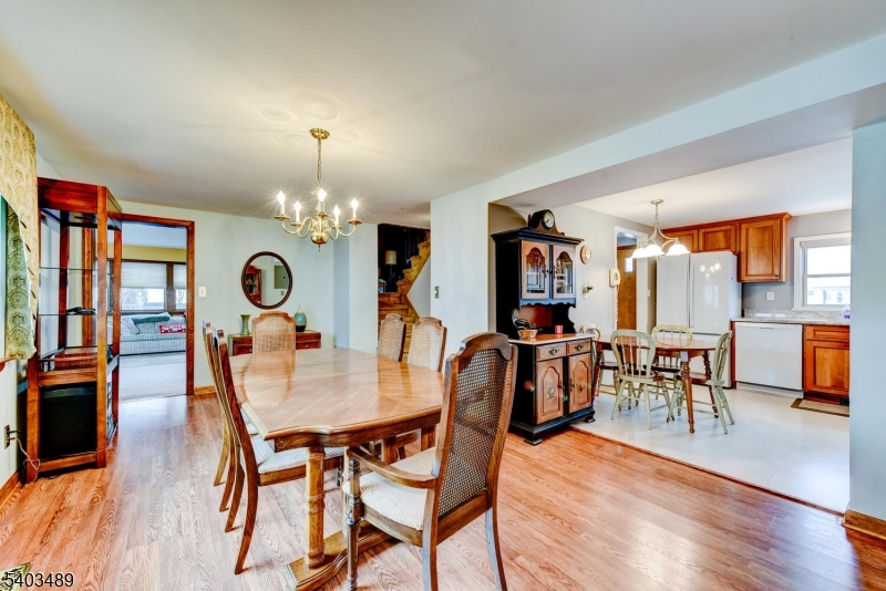 113 Berwick Street Raritan, NJ 08869 - Photo 9 of 26