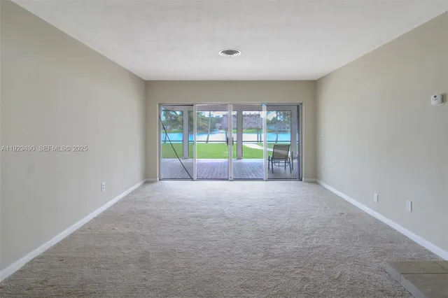 $4,000 | 10962 Southwest 117th Street, Miami, FL 33176