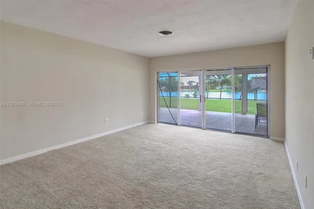 $4,000 | 10962 Southwest 117th Street, Miami, FL 33176