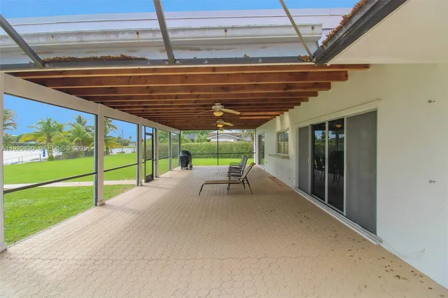 $4,000 | 10962 Southwest 117th Street, Miami, FL 33176