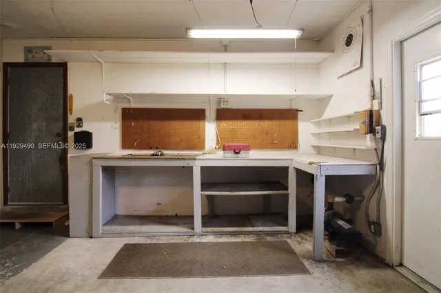 $4,000 | 10962 Southwest 117th Street, Miami, FL 33176