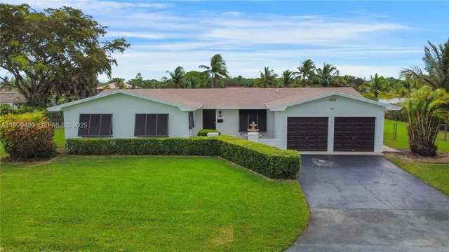 $4,000 | 10962 Southwest 117th Street, Miami, FL 33176