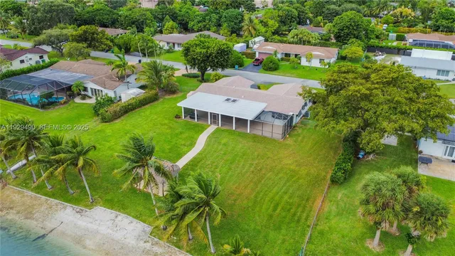 $4,000 | 10962 Southwest 117th Street, Miami, FL 33176