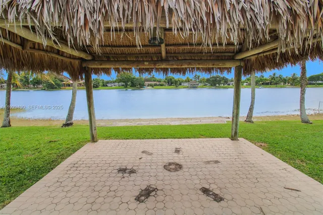 $4,000 | 10962 Southwest 117th Street, Miami, FL 33176