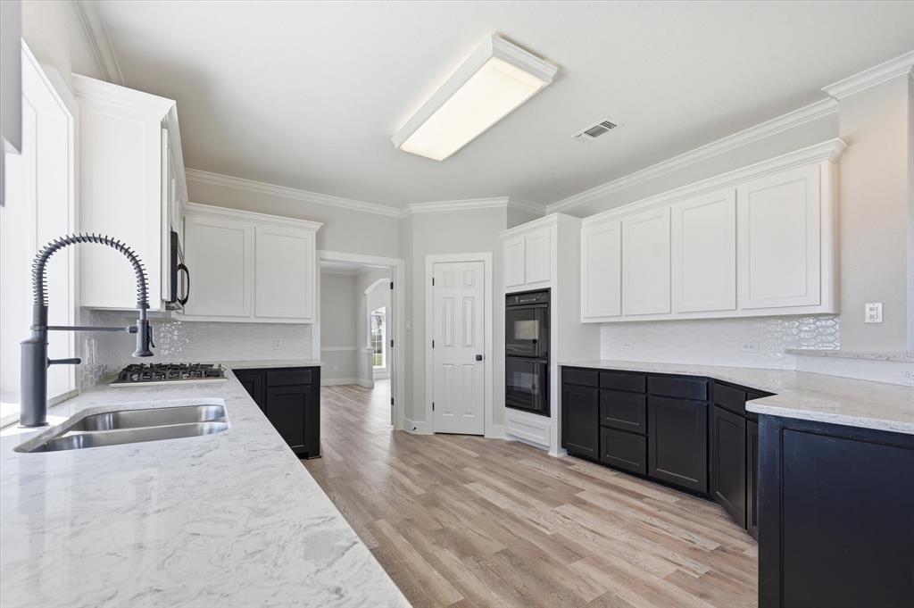 867 Durning Road Van Alstyne, TX 75495 - Photo 11 of 38