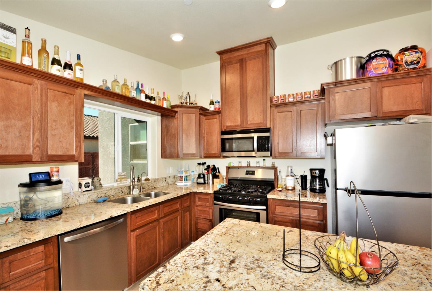 758 Merced Street Madera, CA 93638 - Photo 16 of 27 Gallery Image 16
