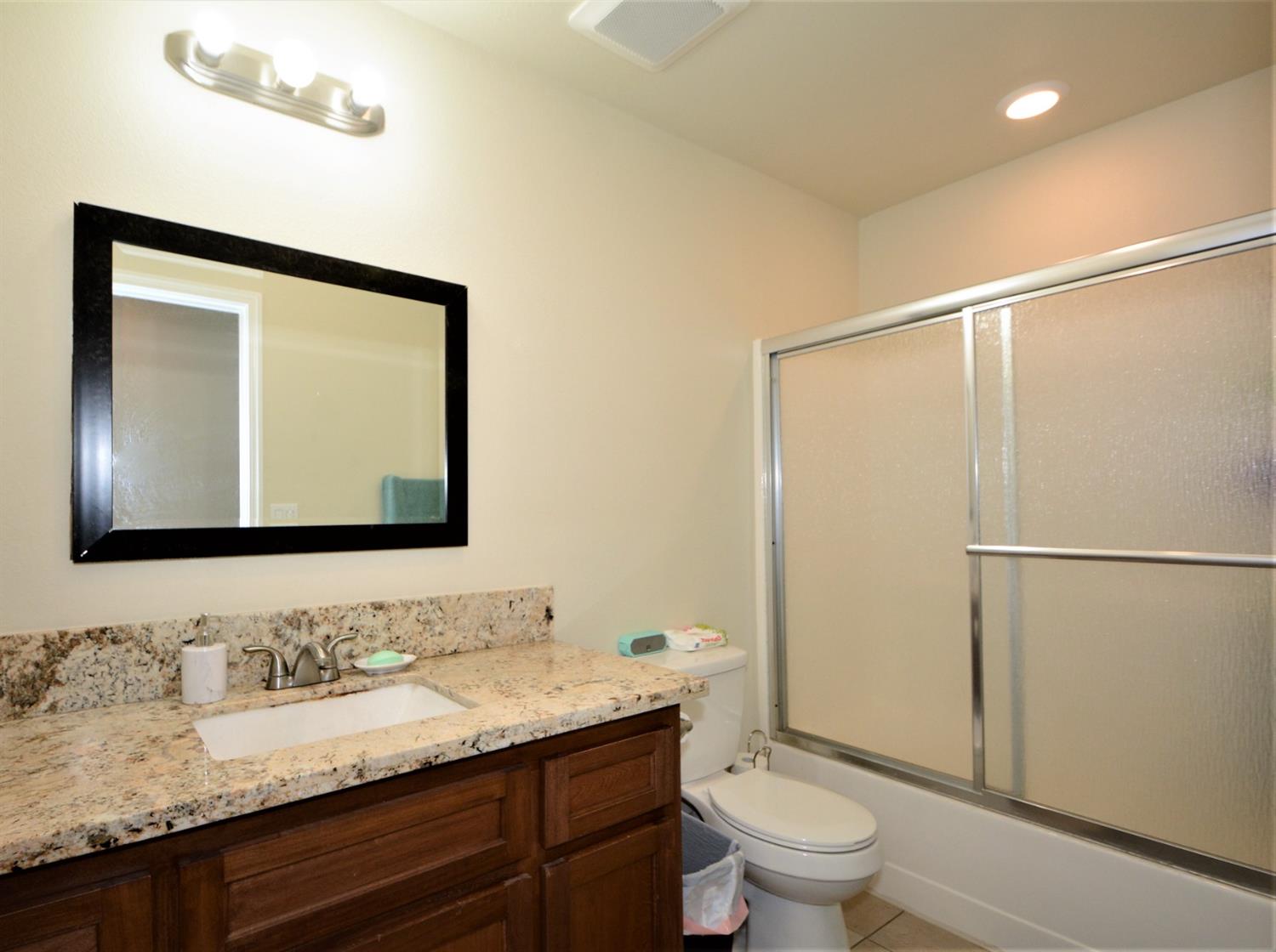 758 Merced Street Madera, CA 93638 - Photo 18 of 27 Gallery Image 18