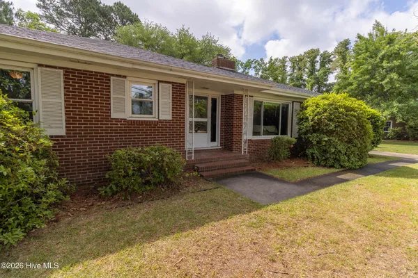 $299,000 | 603 West Queen Street, Edenton, NC 27932