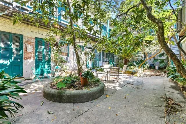 $1,200 | 824 Royal Street, Unit D, New Orleans, LA 70116