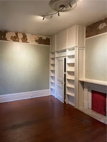 $1,200 | 824 Royal Street, Unit D, New Orleans, LA 70116