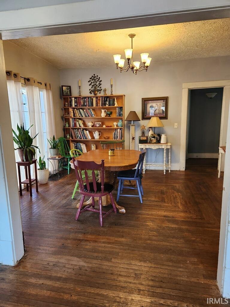 915 Pontiac Street Rochester, IN 46975 - Photo 8 of 15