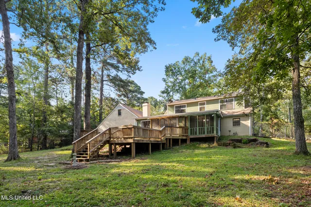 $315,000 | 100 Redbud Court, Brandon, MS 39047