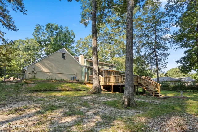 $315,000 | 100 Redbud Court, Brandon, MS 39047