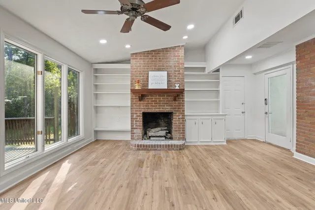 $315,000 | 100 Redbud Court, Brandon, MS 39047