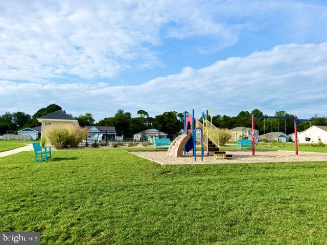 22351 Reeve Road Millsboro, DE 19966 - Photo 17 of 18 Community Pool and Playground