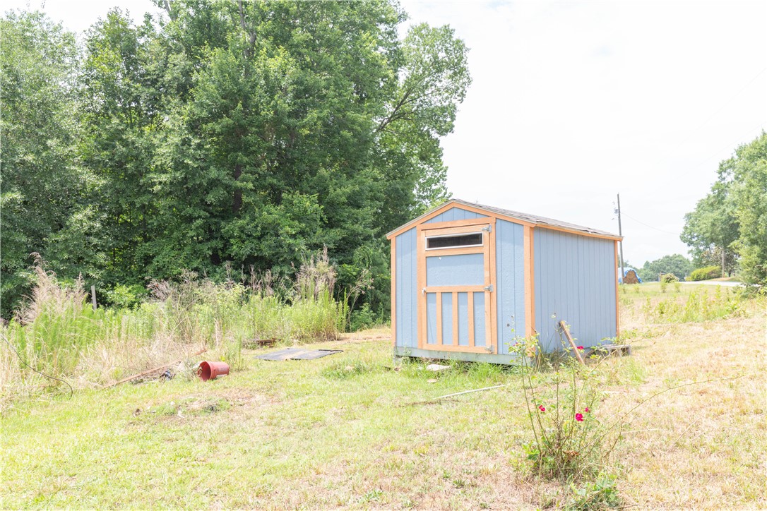 115 Carver Road Westminster, SC 29693 - Photo 15 of 25 Gallery Image 15